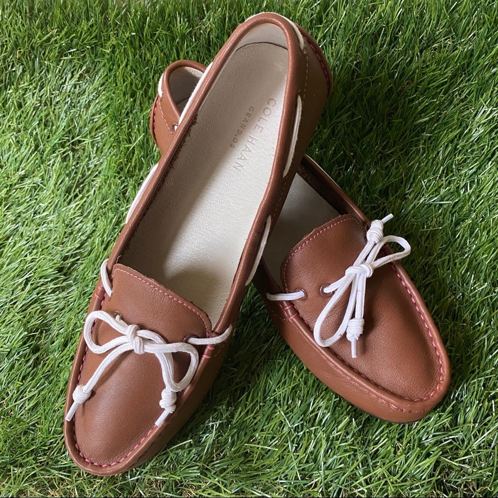 COLE HAAN DRIVING LOAFERS